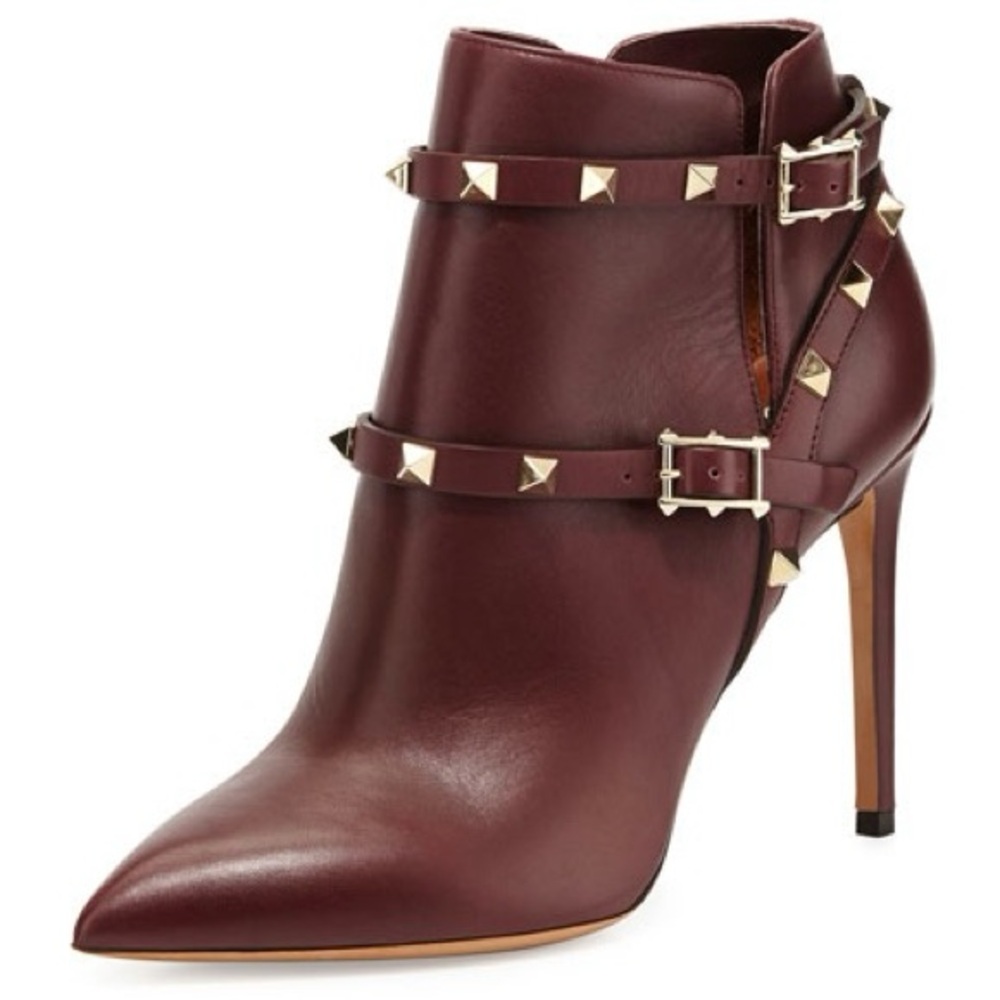 Valentino Rockstud pointy toe harness ankle boot in wine calfskin leather IT 36